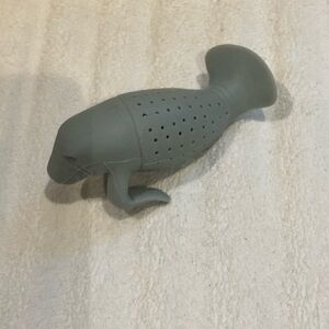 Fred Gray Silicone Manatee Tea Infuser